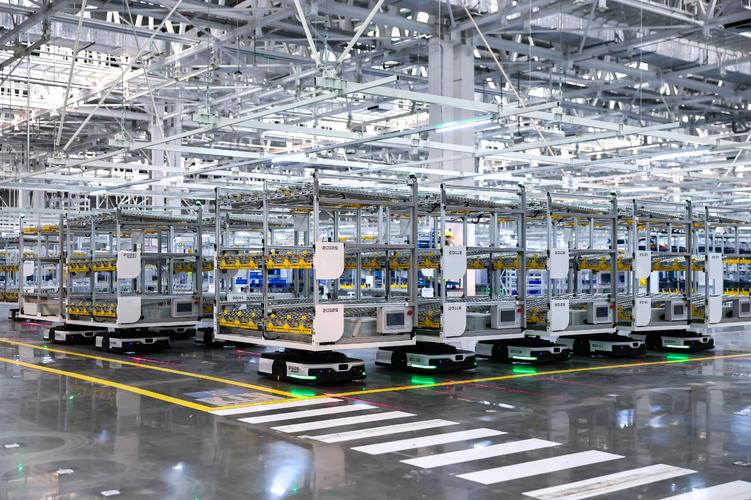 智電轉型新里程 廣汽本田開發(fā)區(qū)新能源工廠落成，P7下線開啟技術新紀元